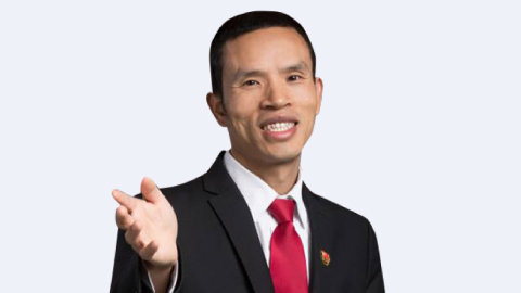 《深入學習貫徹黨的二十屆四中全會精神》